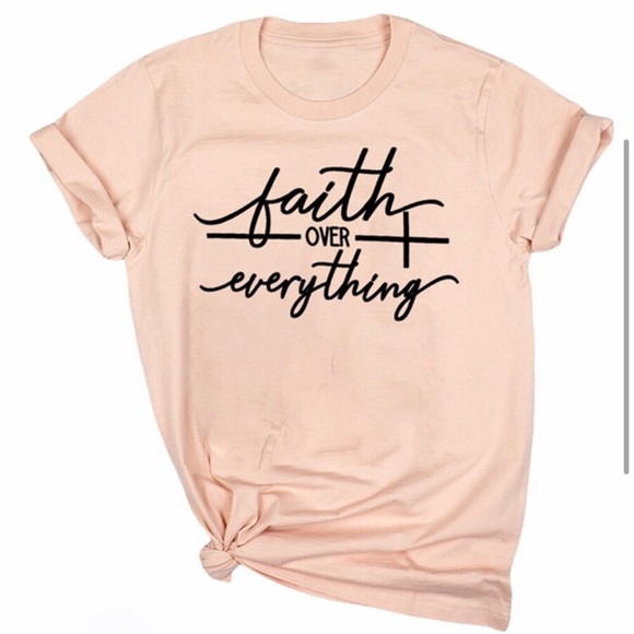 LAST ONE: Faith graphic T-shirt - Picture 2 of 3